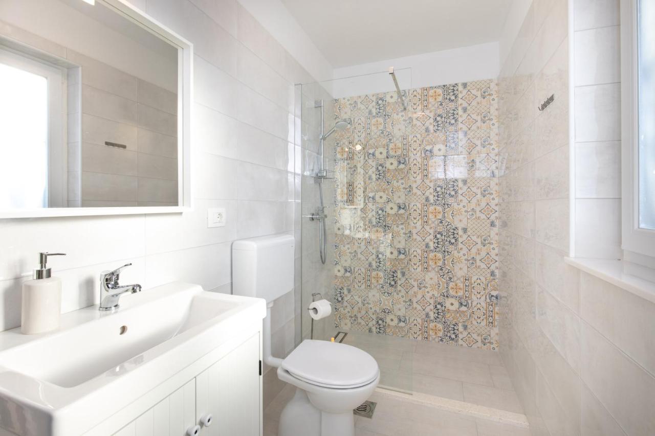 Apartments Brig Perfect Countryside Holiday! Krk Town Bagian luar foto