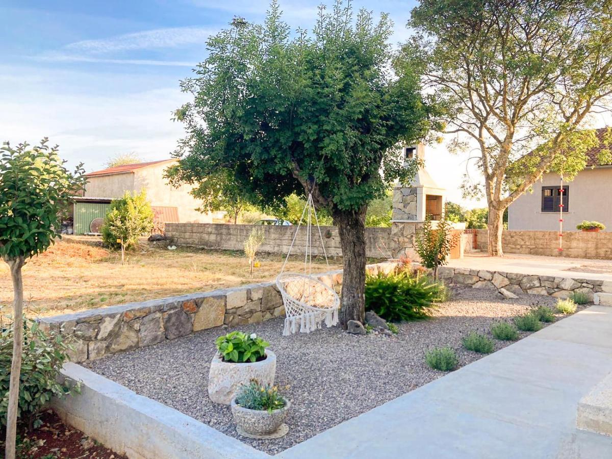 Apartments Brig Perfect Countryside Holiday! Krk Town Bagian luar foto