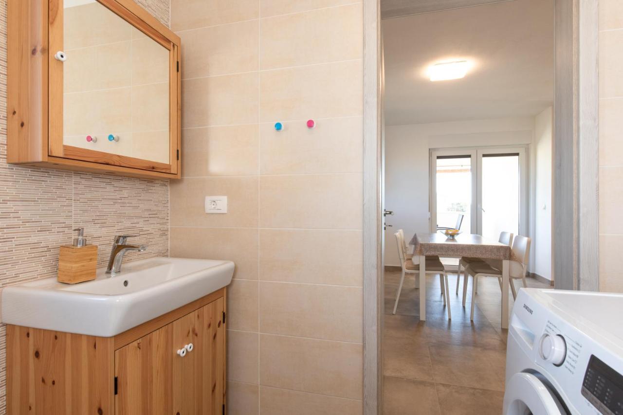 Apartments Brig Perfect Countryside Holiday! Krk Town Bagian luar foto